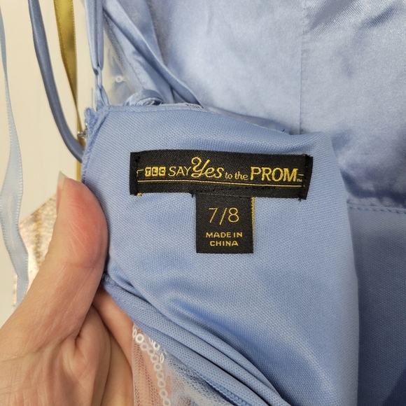 Say Yes Junior's Sequin-And-Lace Strappy Ball Gown in Sky Blue - Picture 13 of 14